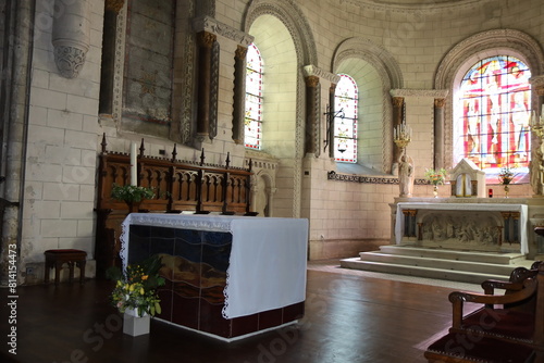 L'église Saint Jacques, ville de Châtellerault, département de la Vienne, France photo