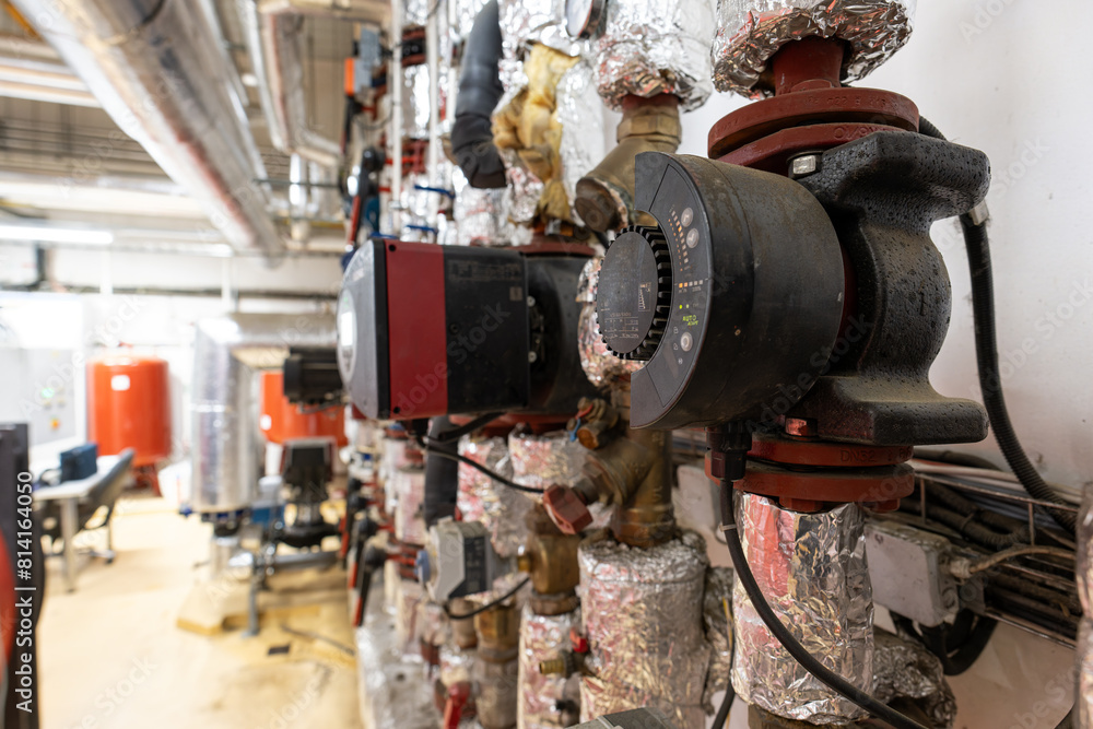 Pump in the water circuit. Pump in the water circuit.