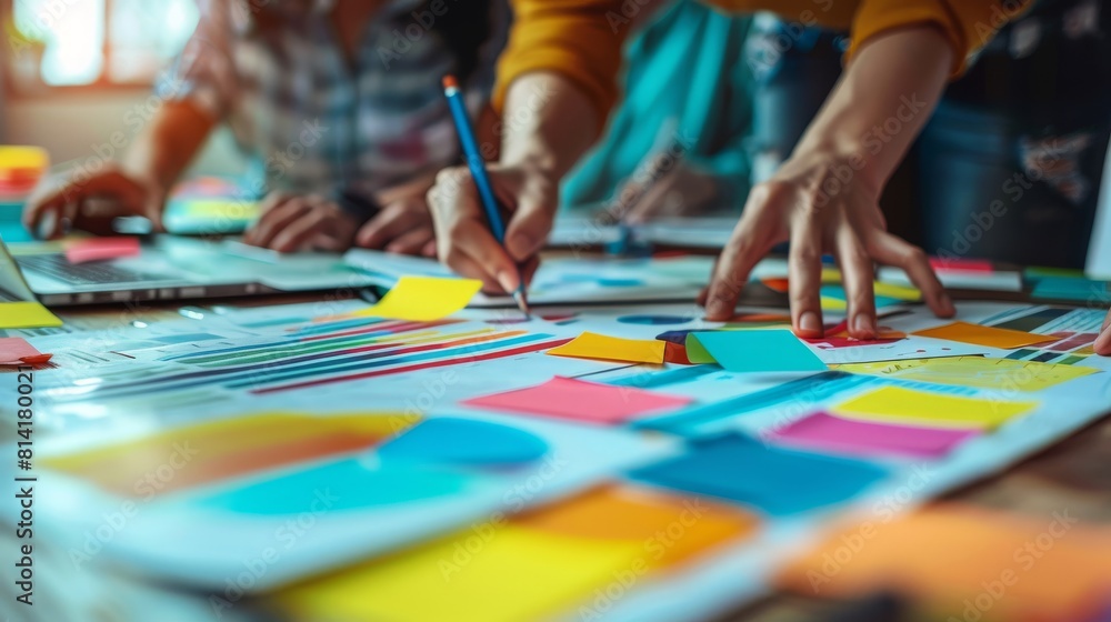 Fototapeta premium Creative Sticky Note Arrangement Sparks Innovation on Desk