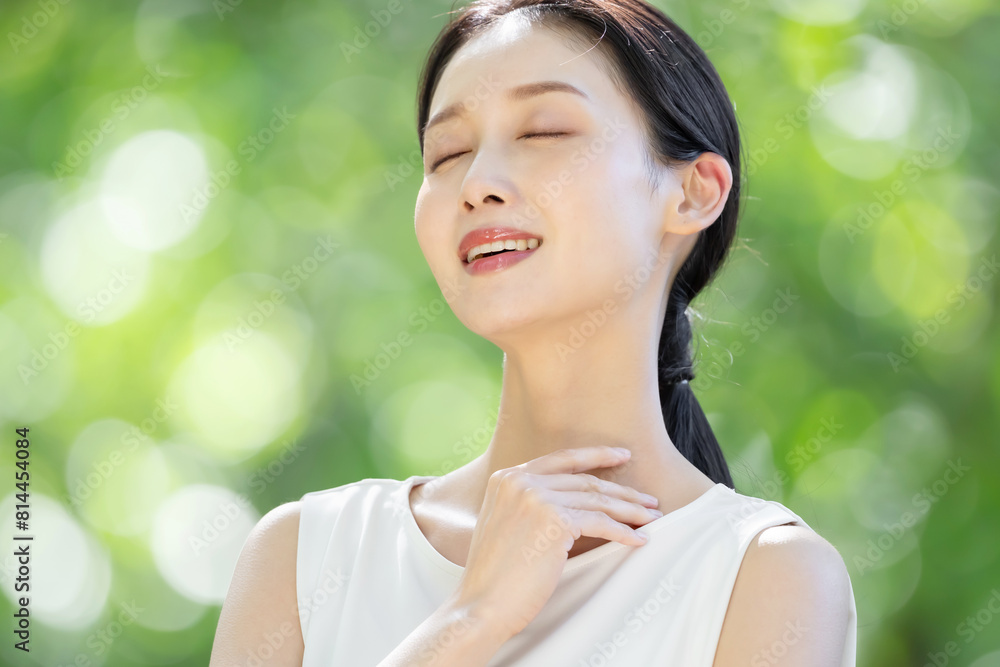 スキンケア・女性・新緑 スキンケア・女性・新緑