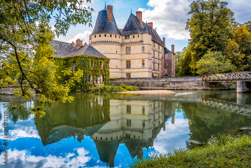 Fotografie Scenic view of the Chateau of l'Islette in Loire Valley in France with mirror re