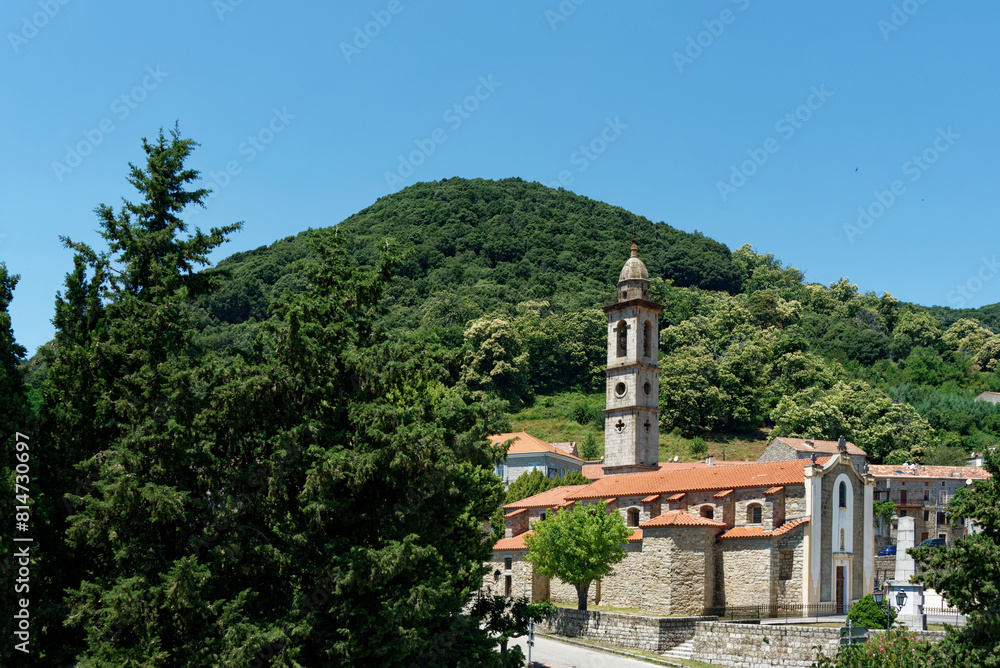 Naklejka premium Korsika - Levie - Kirche Sant Nicolas