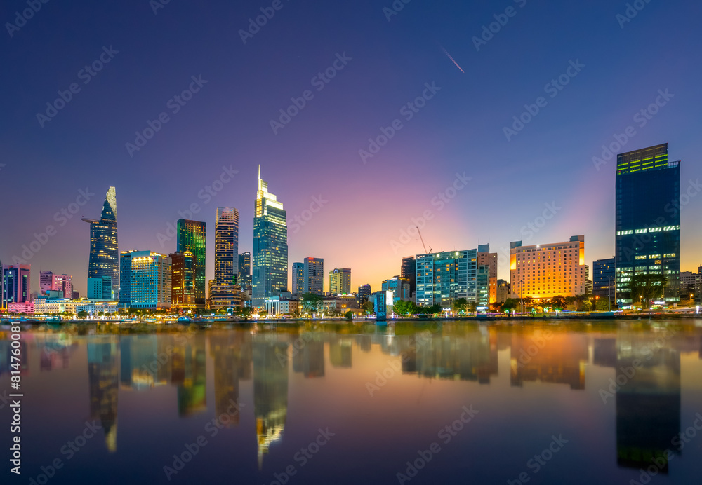 Obraz premium Sunset HiltonSaiGon in Ho Chi Minh City, Viet Nam