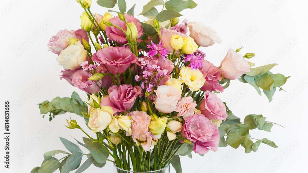 Fototapeta premium Flower, Plant, Dry flower, Flower pot, white background, still, Beautiful flower