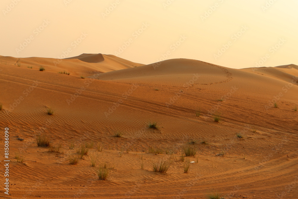 Obraz premium The Judean Desert in the Middle East, located in Israel and the West Bank.