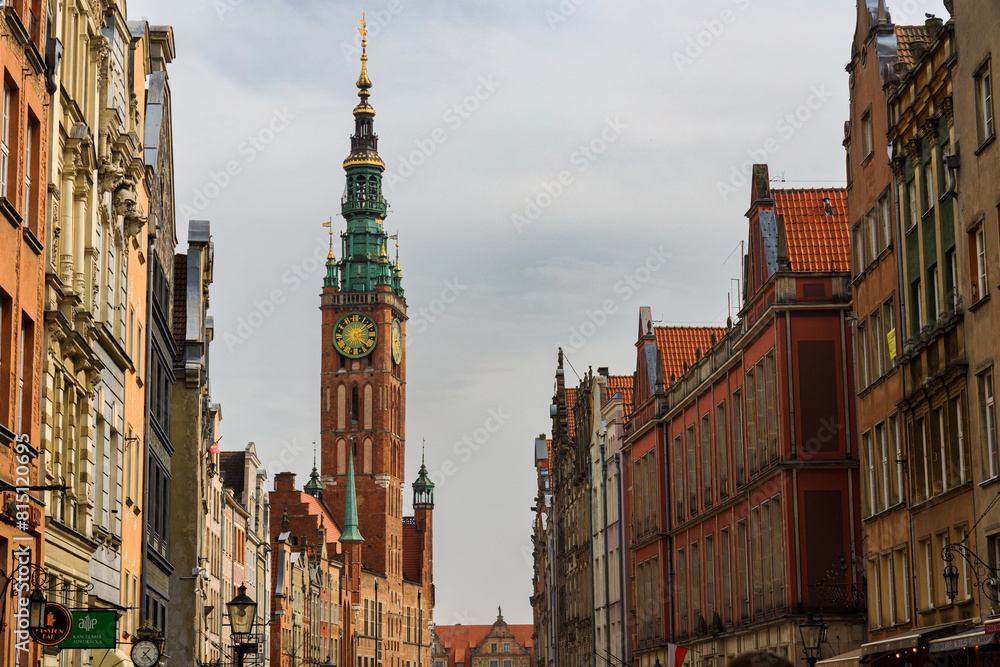 Naklejka premium Clock tower in the old town of Gdansk, Poland