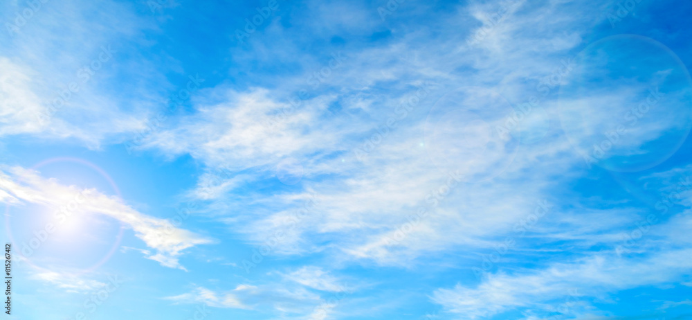 Obraz premium Blue sky landscape, panoramic view of picturesque clouds in the sky