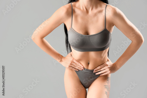 Beautiful young woman in gr...