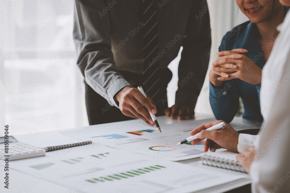 Naklejka premium Meeting to present the Finance Executive business team. Discuss meetings to plan work, investment projects, analysis strategies, and discuss financial graphs and company budgets in the office.