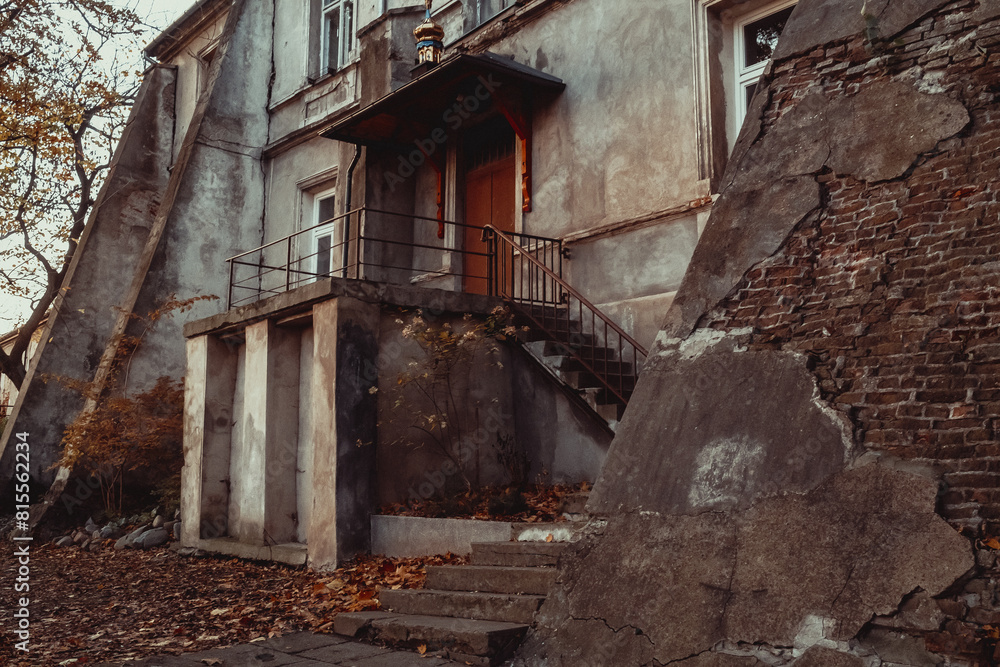 Fototapeta premium door, street, architecture, house, building, old, wall