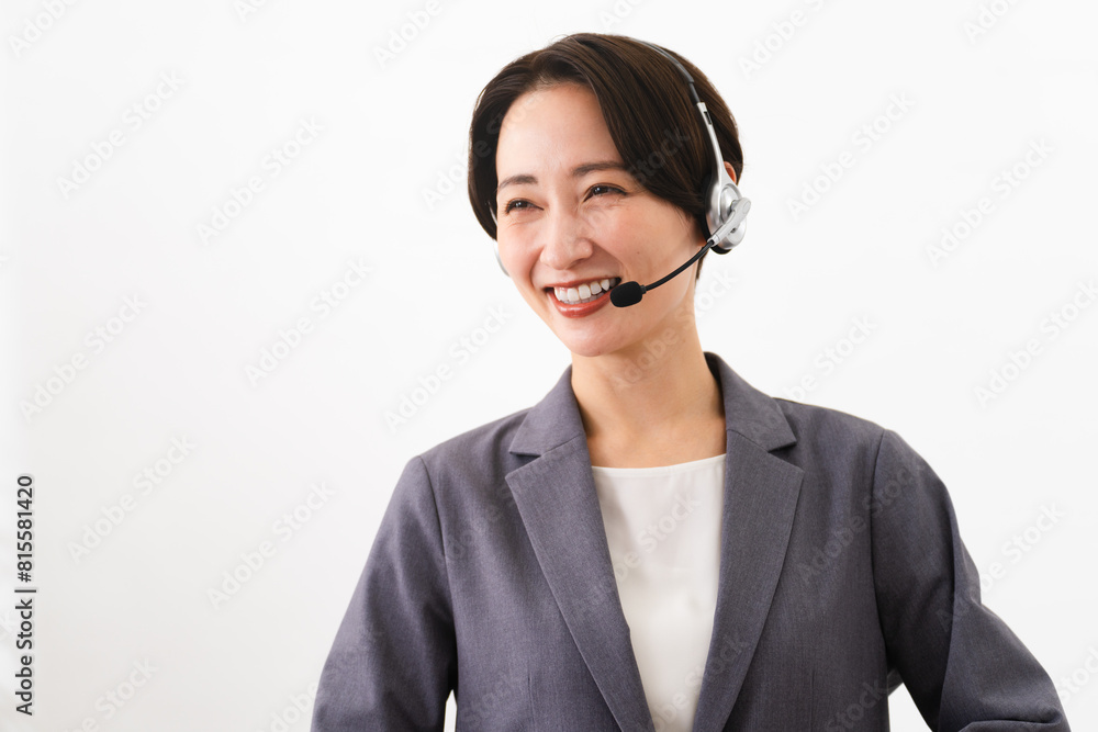 若い女性のオペレーター　ビジネスイメージ
