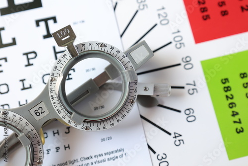 Wallpaper Mural clock and calendar Torontodigital.ca