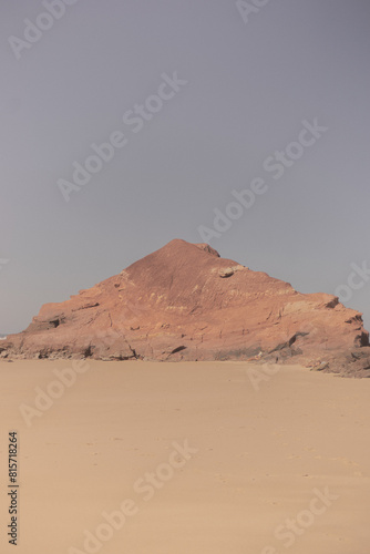 sand dunes in beach (ID: 815718264)