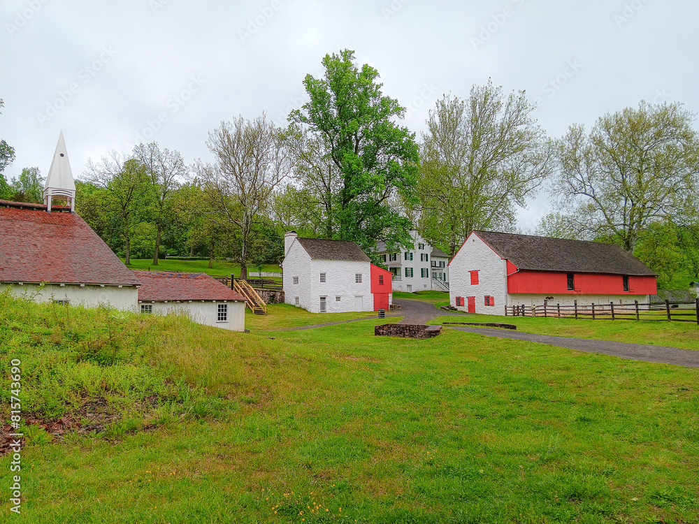 Obraz premium Country dwelling, rural iron plantation, Hopewell Furnace National Historic Site , Berks County, Elverson, Pennsylvania. 