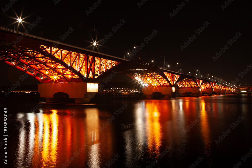 Fototapeta premium View of Seongsan Bridge on Han River in the night