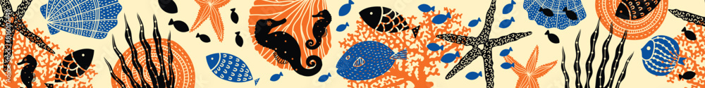 Cute seamless pattern with jellyfish, shells, fish, starfish and ...