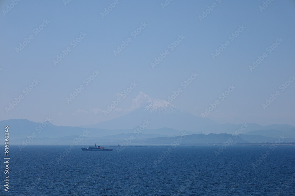 海 海