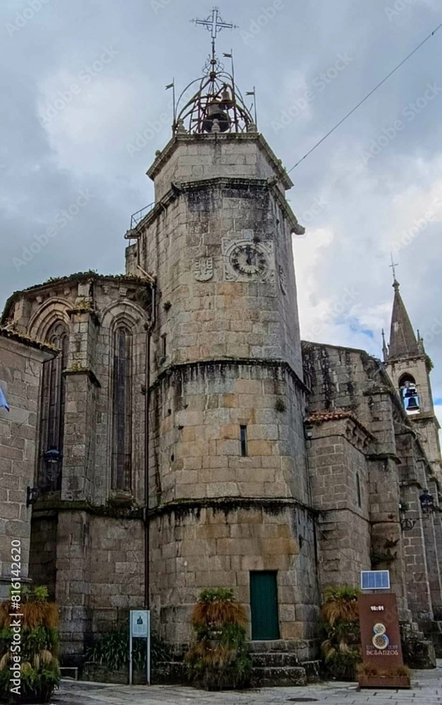 Fototapeta premium Iglesia de Santiago Apostól en Betanzos, Galicia