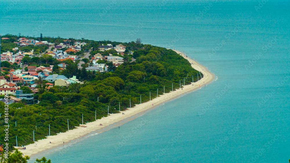Obraz premium Paisagem Natural Ilha Natureza Florianópolis Praia Mar Verde Montanhas Trilha Vegetação Costão Pôr do Sol Biodiversidade Atlântica Turismo Ecoturismo Fauna Flora Beleza