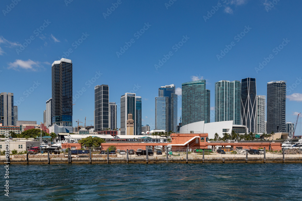 Fototapeta premium Miami Florida Cityscape of Highrise Buildings and Condos Adjacent to Bayside Marketplace on a Summer Day