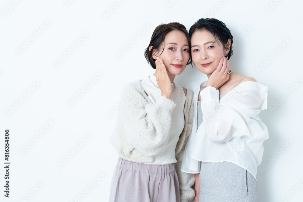 ミドル女性　アンチエイジング　スキンケア