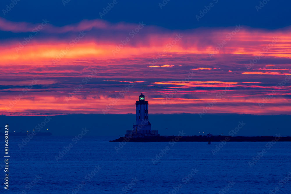 Sunrise at the Los Angeles Harbor Lighthouse Sunrise at the Los Angeles Harbor Lighthouse