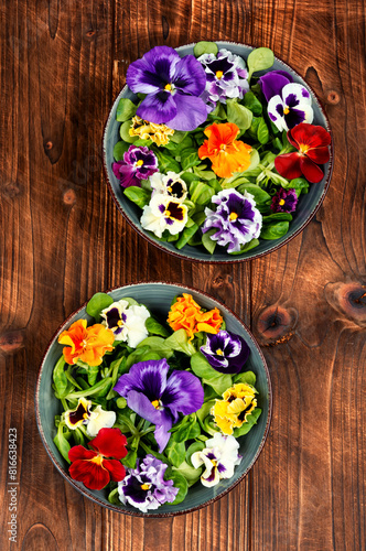 Salad of edible flowers.