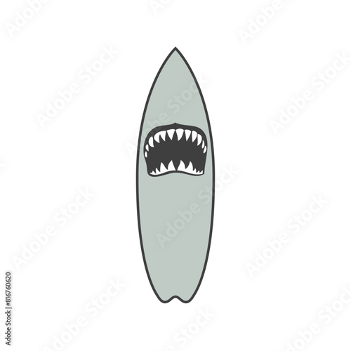Logo club de surf. Silueta de mandíbula de tiburón sobre tabla de surf