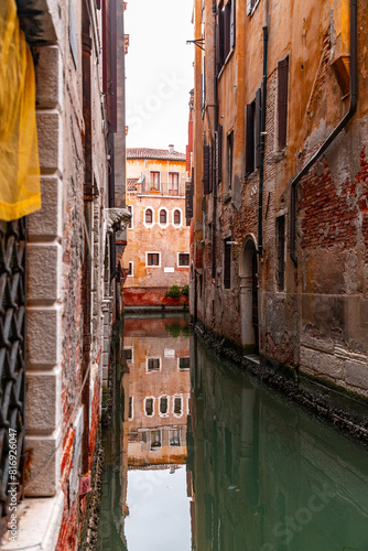 Beautiful canals and tradit...