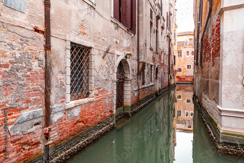 Beautiful canals and tradit...