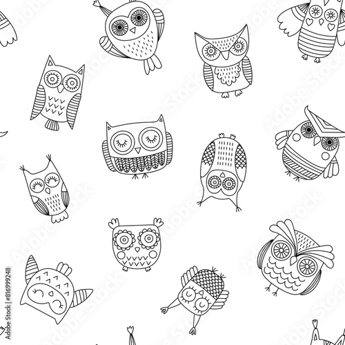 Seamless pattern with cute hand drawn outlined owls. Childish background. Ideal for fabrics, textiles, apparel, wallpaper. Vector