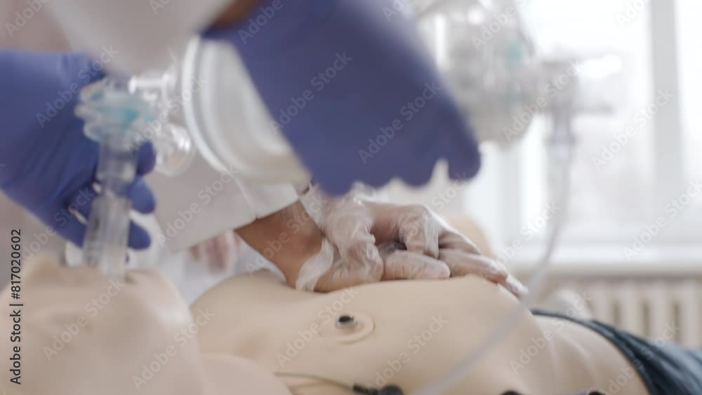 Training in first aid, oxygen mask and indirect heart massage Training in first aid, oxygen mask and indirect heart massage