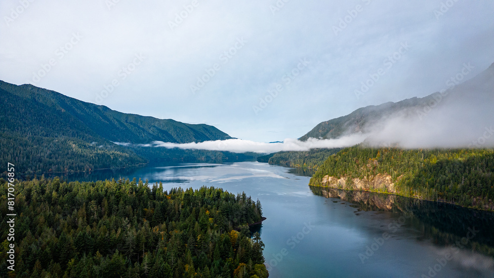 Obraz premium lake and mountains