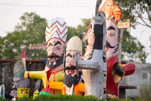 Fotografie Colorful effigies of demon king Ravan of paper made on the hindu festival of Dus