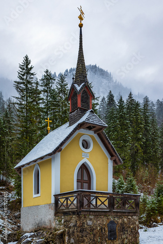 Chapels & Hermitages in mountainous landscapes 