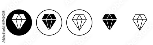 Diamond icon set. diamond gems vector icon. photo