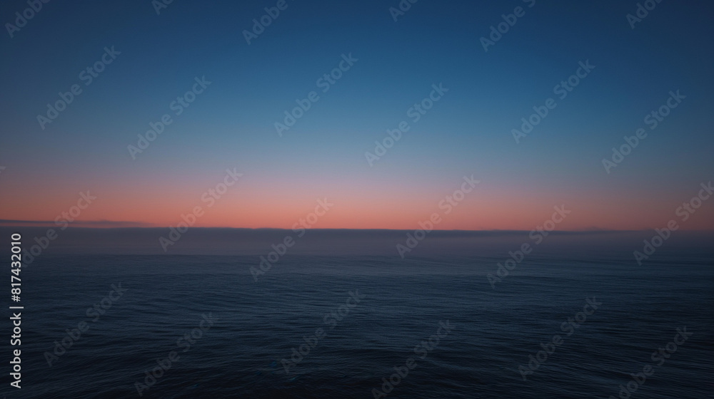 Fototapeta premium 海から上がる朝日。ライジングサン。