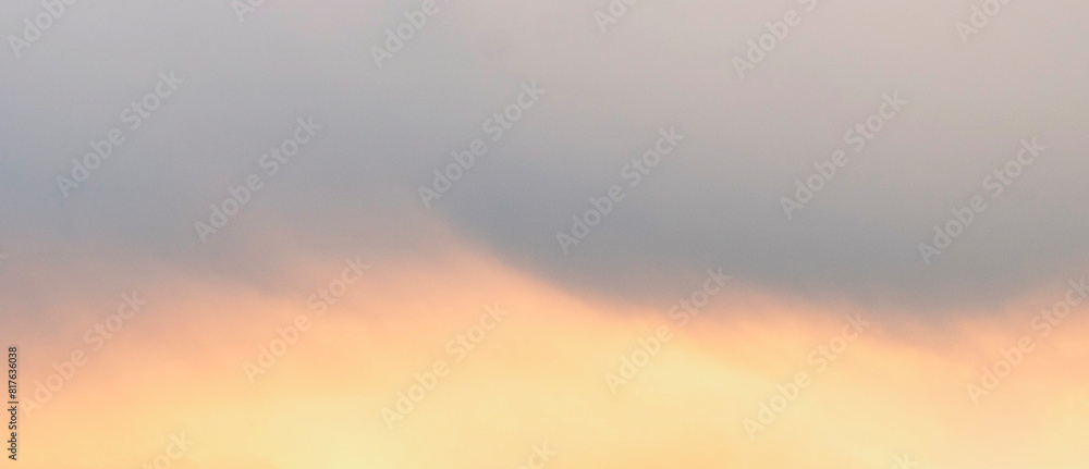 Obraz premium Raining clouds in evening. horizontal