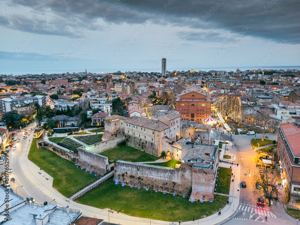 Obraz premium Aerial view of Rimini at night in the Christmas period
