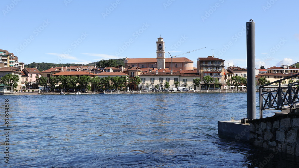 Obraz premium Sesto Calende, Lake Maggiore, Lombardy - Holidays in Italy view of most beautiful city Sesto Calende, Province of Varese, Lake Maggiore, Lombardy, Italy.