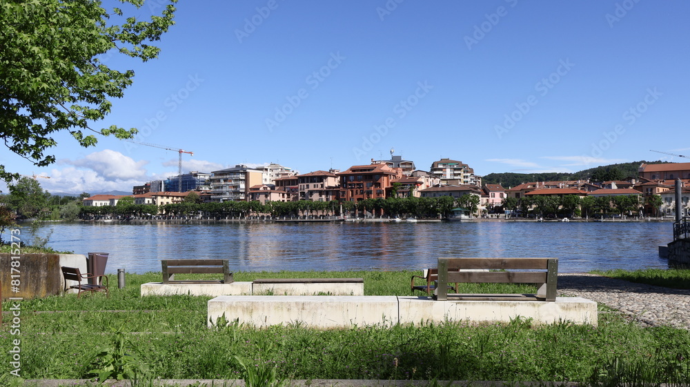 Obraz premium Sesto Calende, Lake Maggiore, Lombardy - Holidays in Italy view of most beautiful city Sesto Calende, Province of Varese, Lake Maggiore, Lombardy, Italy.