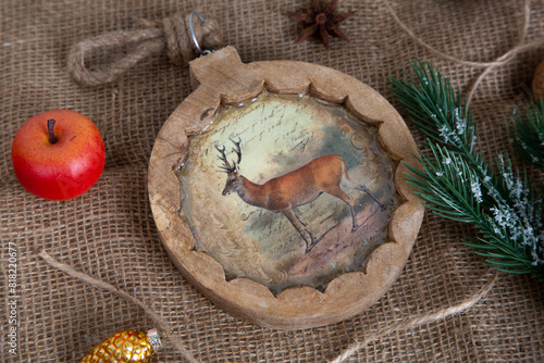 Vintage - antike Weihnachten Dekoration mit Hirsch aus Holz