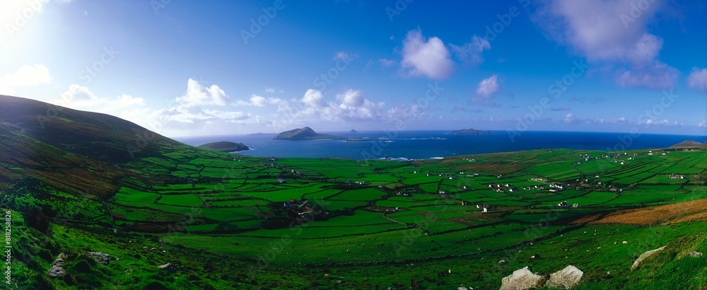 Fototapeta premium Dunquin, Blasket Islands, Dingle Peninsula, Co Kerry, Ireland; Longshot Of An Irish Landscape