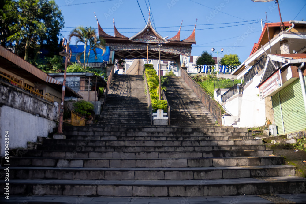 One of the famous stairways in Bukit Tinggi is called Janjang 40. It consists of 40 steps and was built by the Dutch in 1908 to connect Pasar Atas and Pasar Bawah One of the famous stairways in Bukit Tinggi is called Janjang 40. It consists of 40 steps and was built by the Dutch in 1908 to connect Pasar Atas and Pasar Bawah