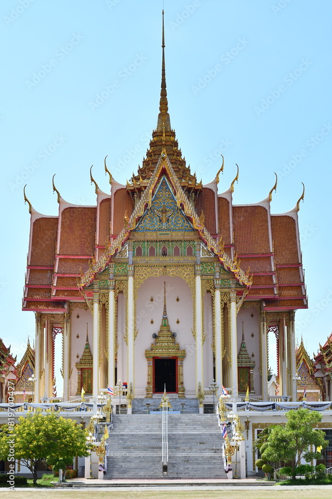 Fototapeta premium Thai's temple front-view