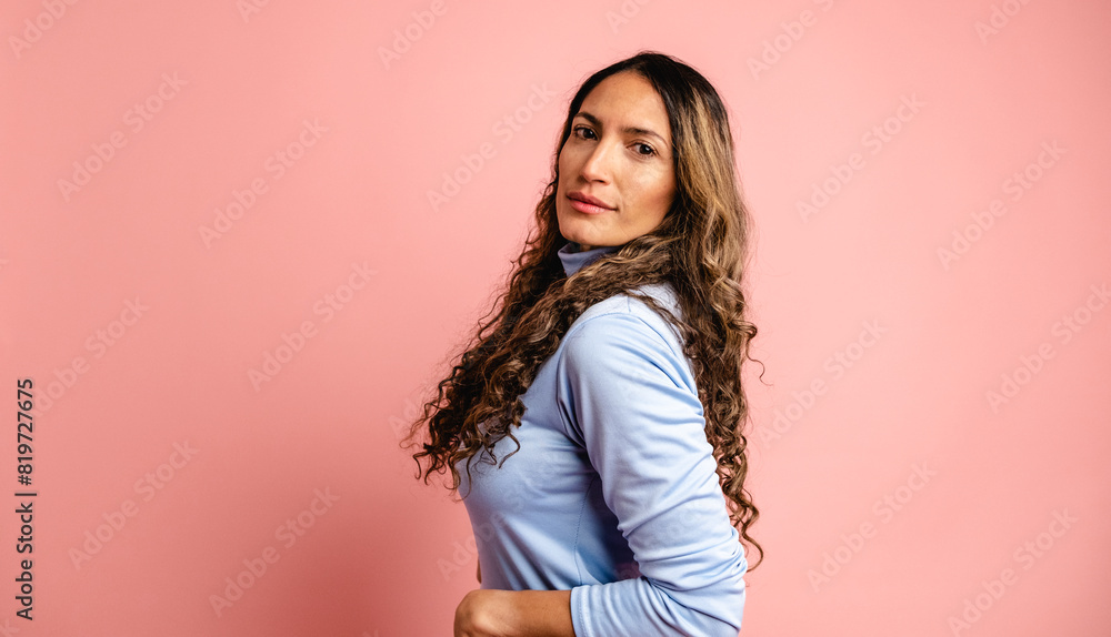 Fototapeta premium Female model looking seriously at the camera