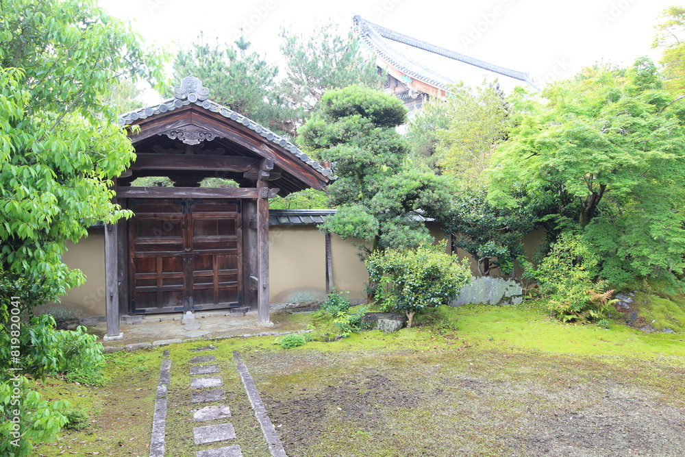 Garden gate in Seiryo-ji Temple, Kyoto, Japan Garden gate in Seiryo-ji Temple, Kyoto, Japan