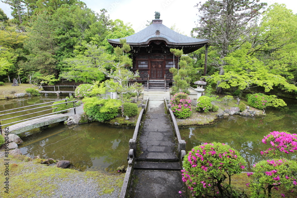Benten-do and Japanese garden in Seiryoji Temple, Kyoto, Japan Benten-do and Japanese garden in Seiryoji Temple, Kyoto, Japan