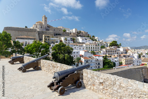 Obraz na płótnie Castle in Eivissa w salonie