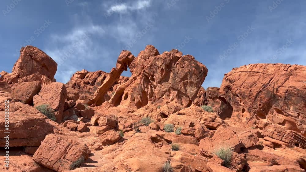 Famous Elephant Rock and surrounding red Navajo Sandstone rock formations on a sunny day - Valley of Fire State Park, Nevada, USA Famous Elephant Rock and surrounding red Navajo Sandstone rock formations on a sunny day - Valley of Fire State Park, Nevada, USA